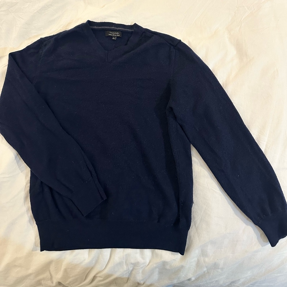 Boys size Large , Tahari Navy Blue Sweater